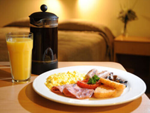 Winter Warmer at The Bay - Free Hot Breakfast and a late checkout