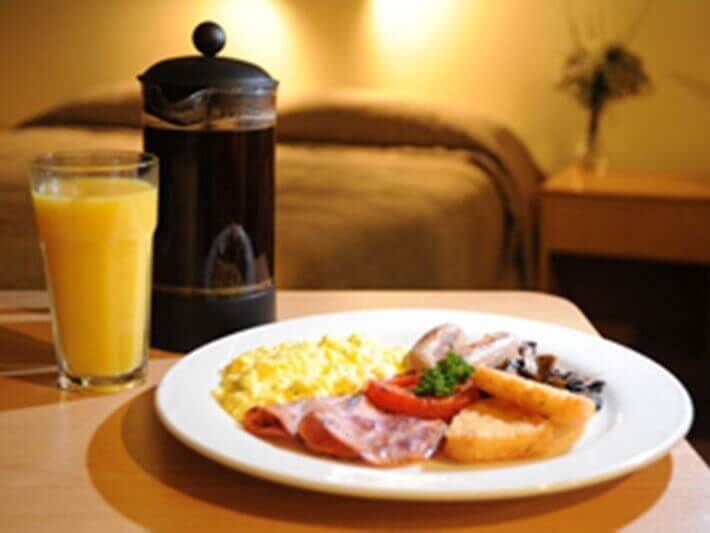 Full Breakfast and Internet Package